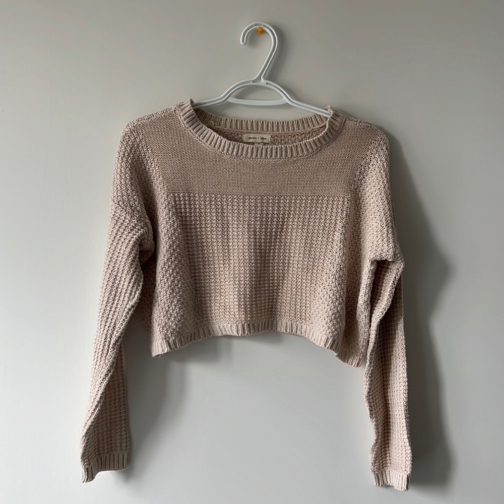 Urban Outfitters cropped beige sweater size small